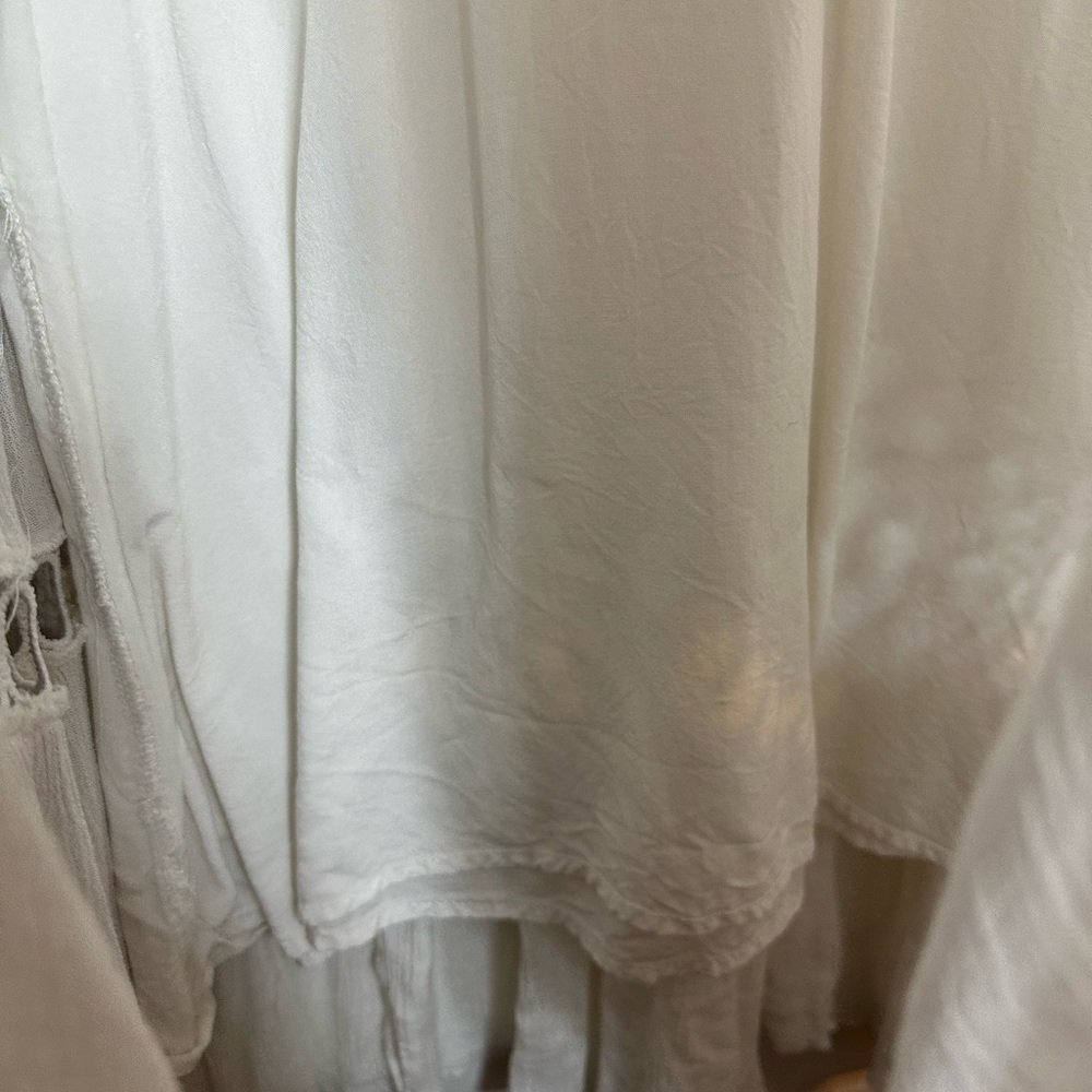 Women’s dress - Picture 4 of 9